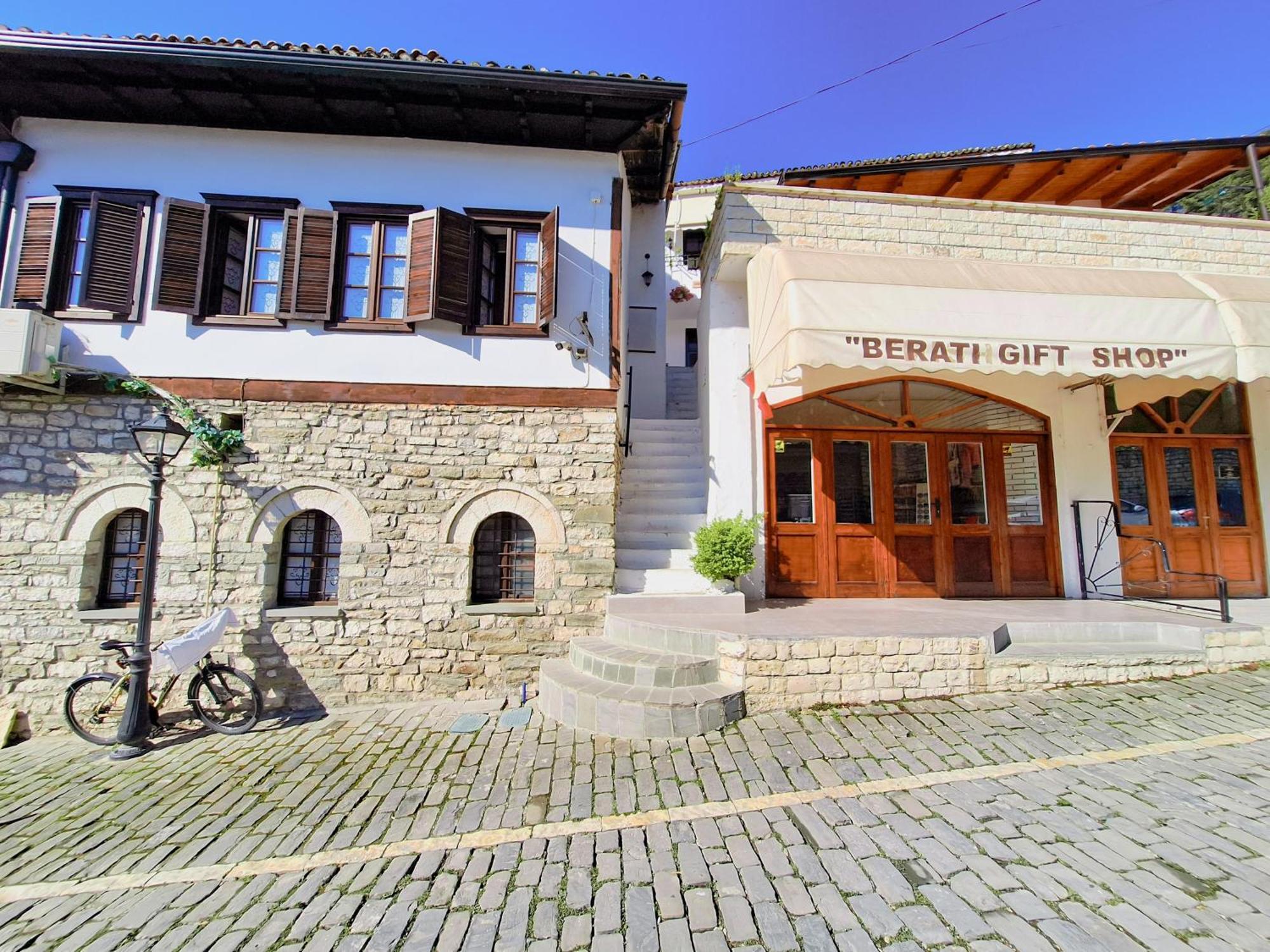 Villa Mishel Suites Berat Zewnętrze zdjęcie