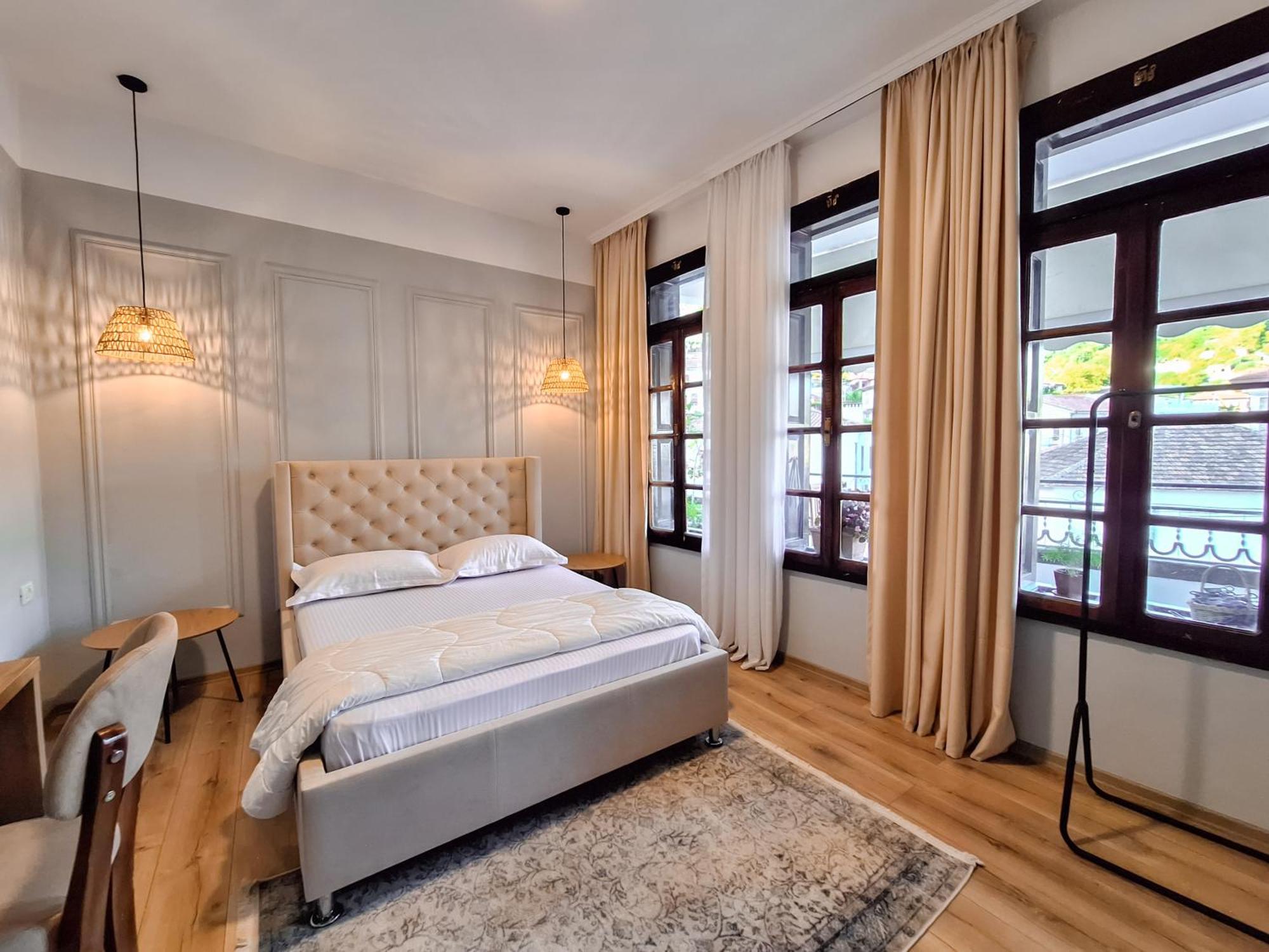 Villa Mishel Suites Berat Zewnętrze zdjęcie