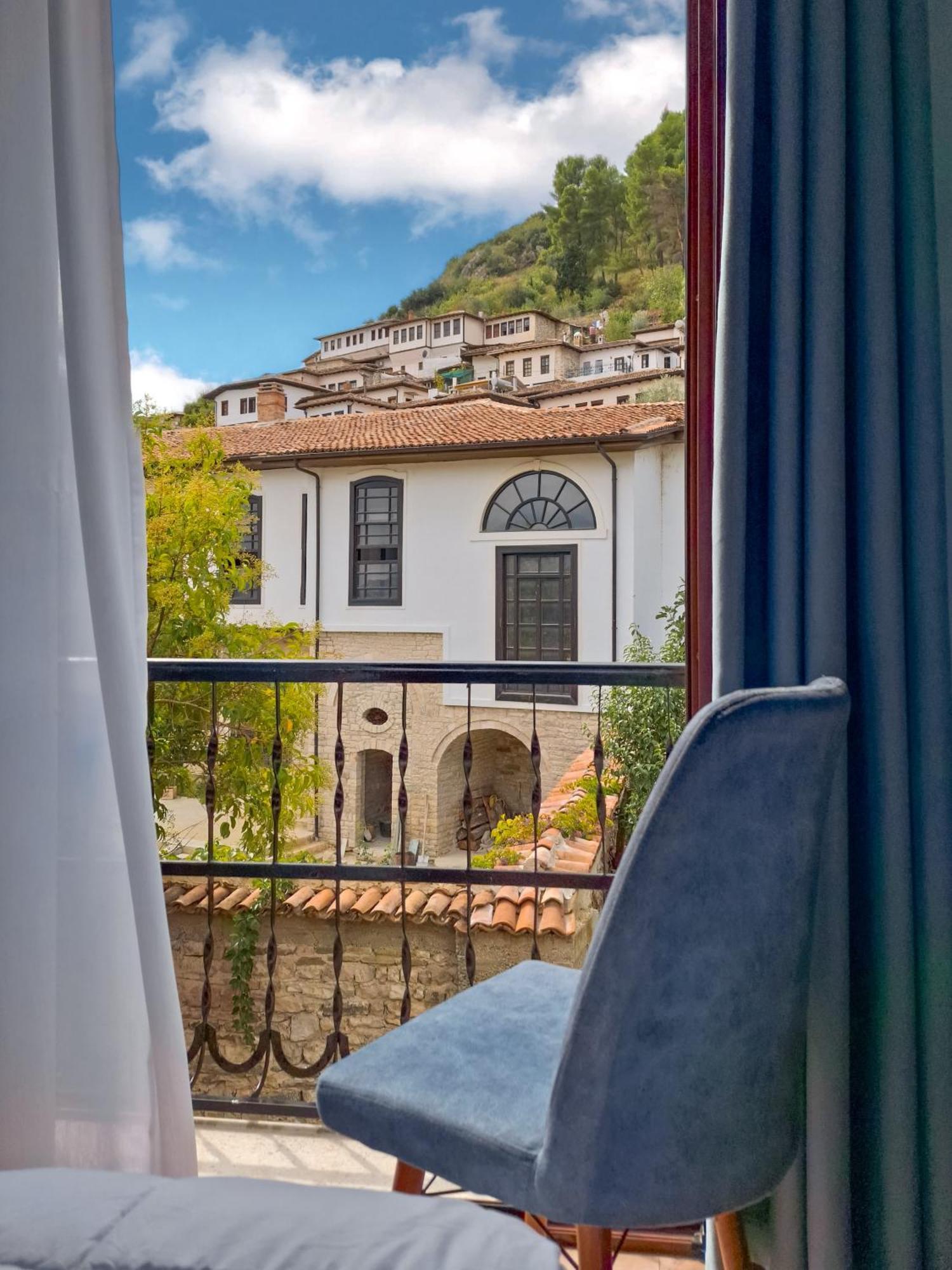 Villa Mishel Suites Berat Zewnętrze zdjęcie